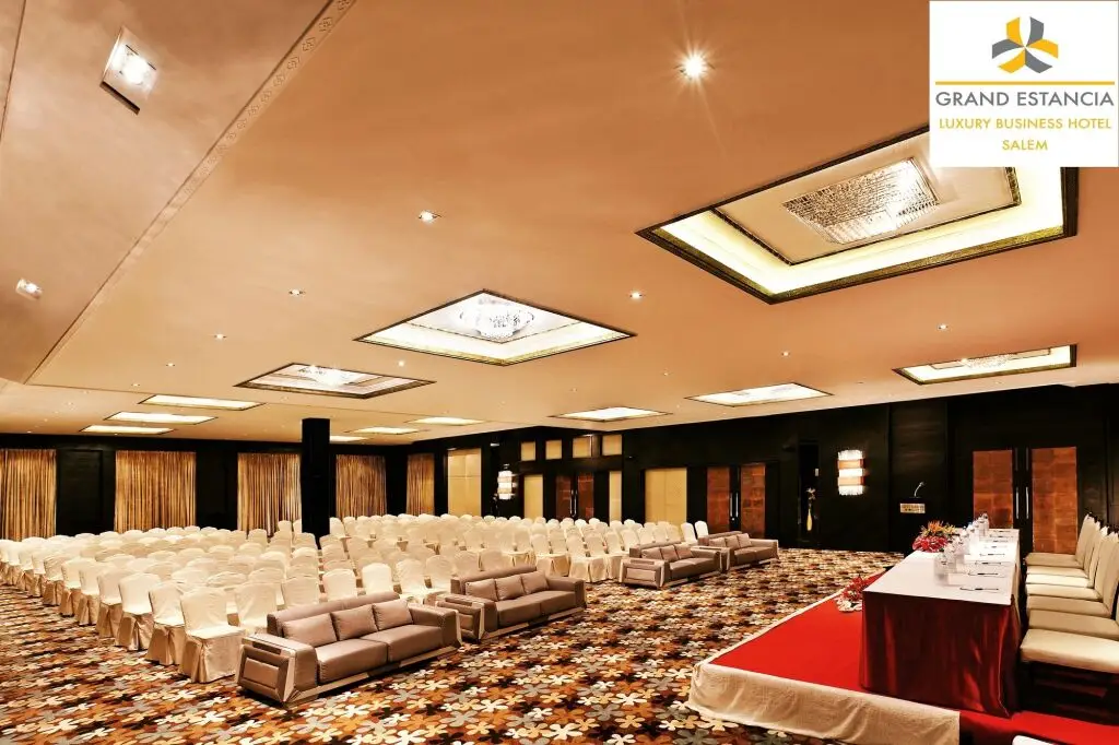 Салем: Grand Estancia