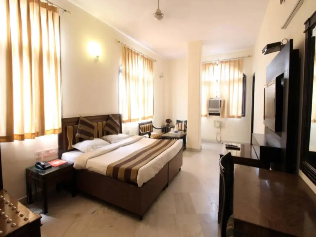 Нью-Дели: Hotel Grand Central