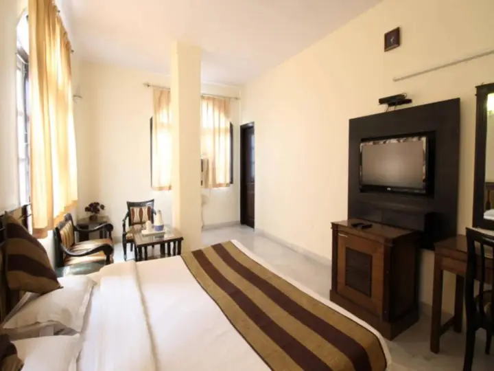 Нью-Дели: Hotel Grand Central