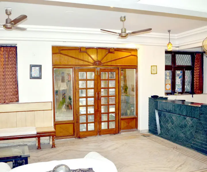 Агра: Optimum Sheela Inn @ Taj