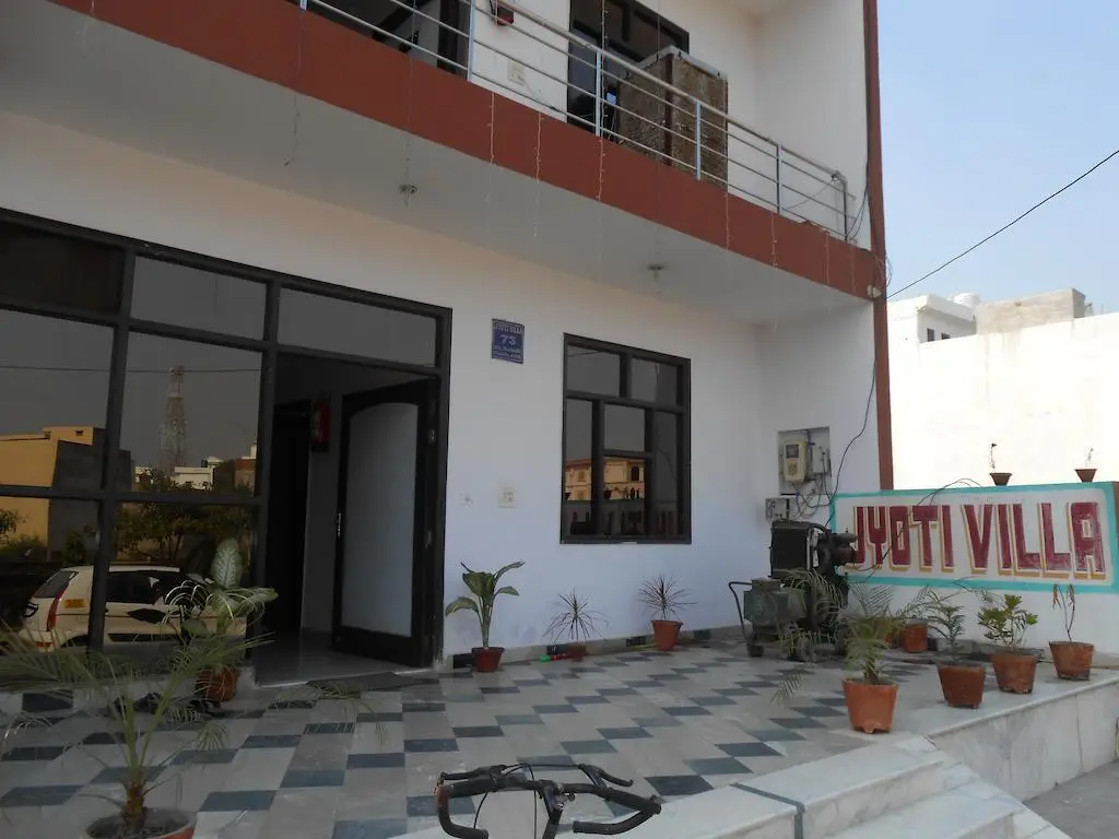 Hotel Jyoti Villa — фото 1