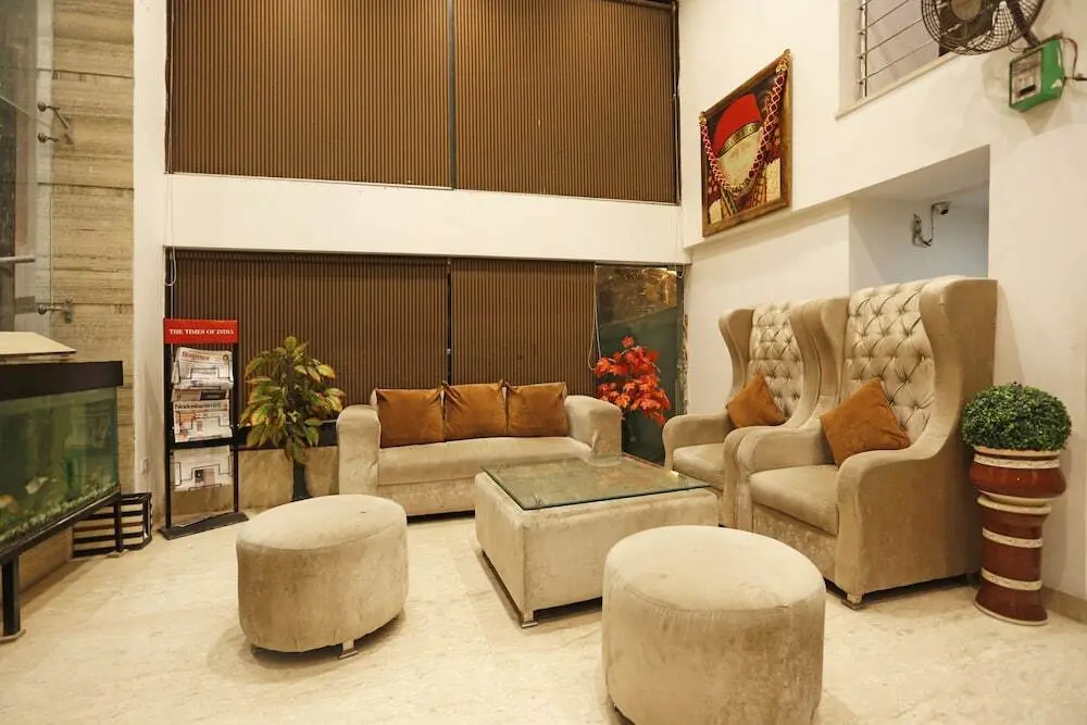 Нью-Дели: Collection O 8479 Hotel Ambience