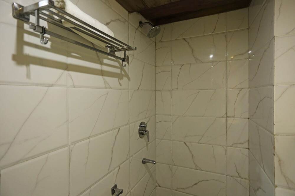 Нью-Дели: Collection O 8479 Hotel Ambience