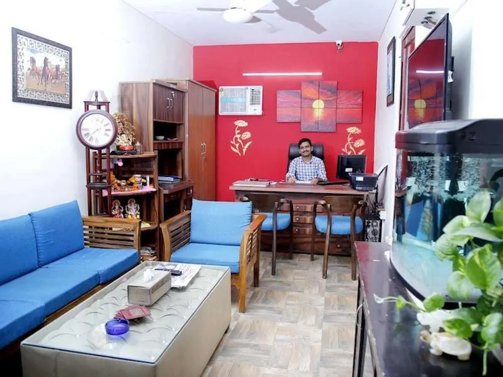 Нью-Дели: Room in Guest Room - Maplewood Guest House, Neeti Bagh, New Delhiit is a Boutiqu Guest House - Room 2
