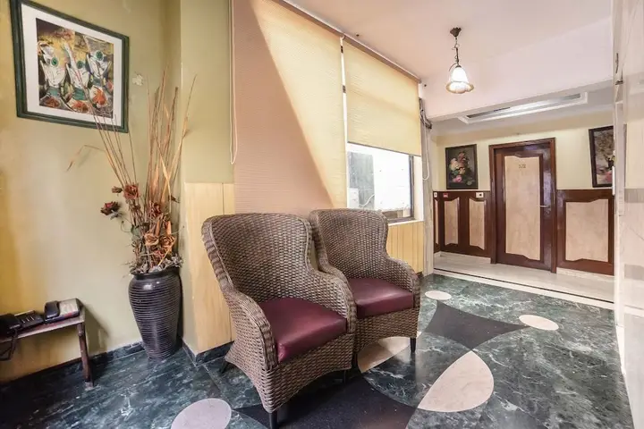 Нью-Дели: Hotel Conclave Comfort
