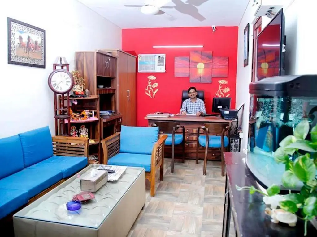 Нью-Дели: Room in Guest Room - Maplewood Guest House, Neeti Bagh, New Delhiit is a Boutiqu Guest House - Room 3