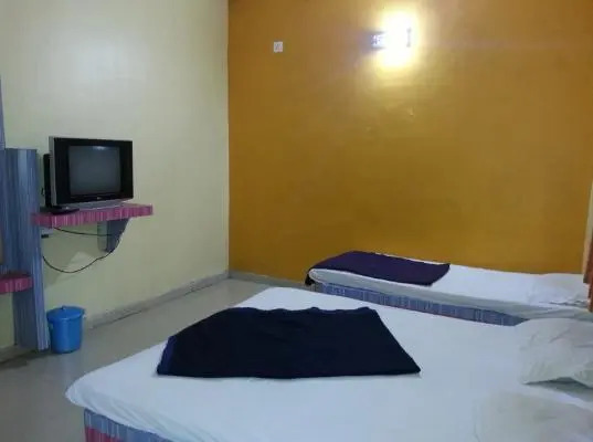 Ширди: Hotel Om Sai