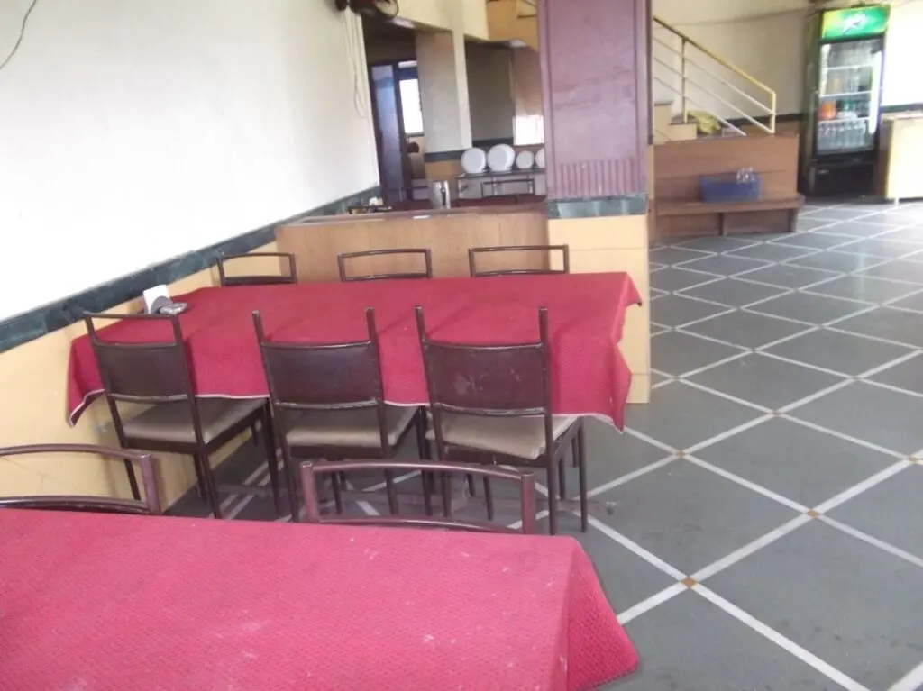Пуна: Samruddhi and Shree Inn Lodge
