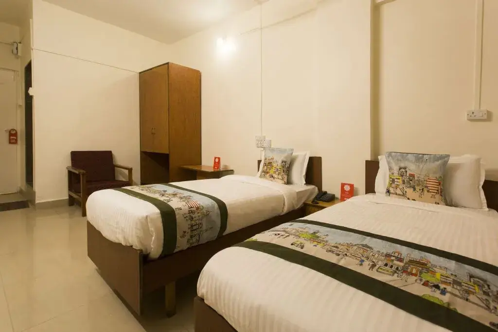 Пимпри-Чинчвад: Kamini Hotel