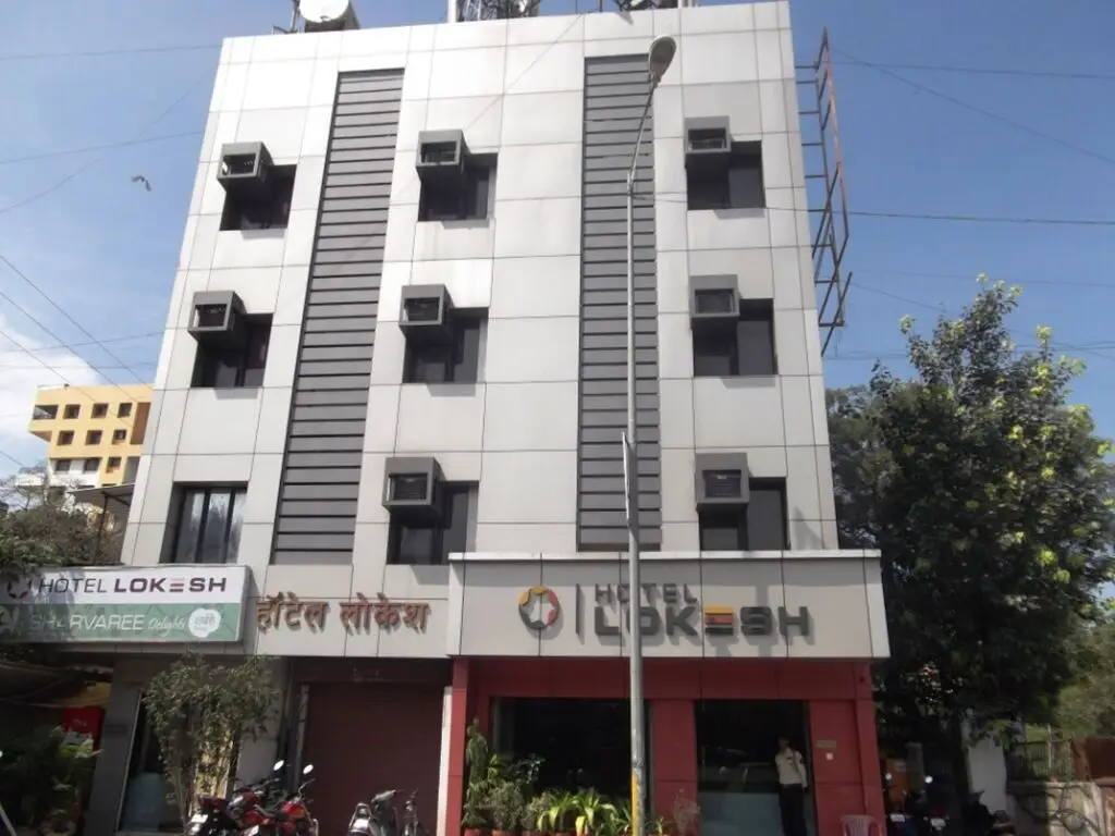 Пуна: Hotel Lokesh