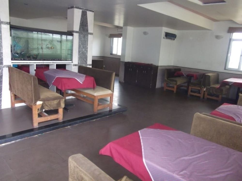 Пуна: Hotel Trimurti Pride