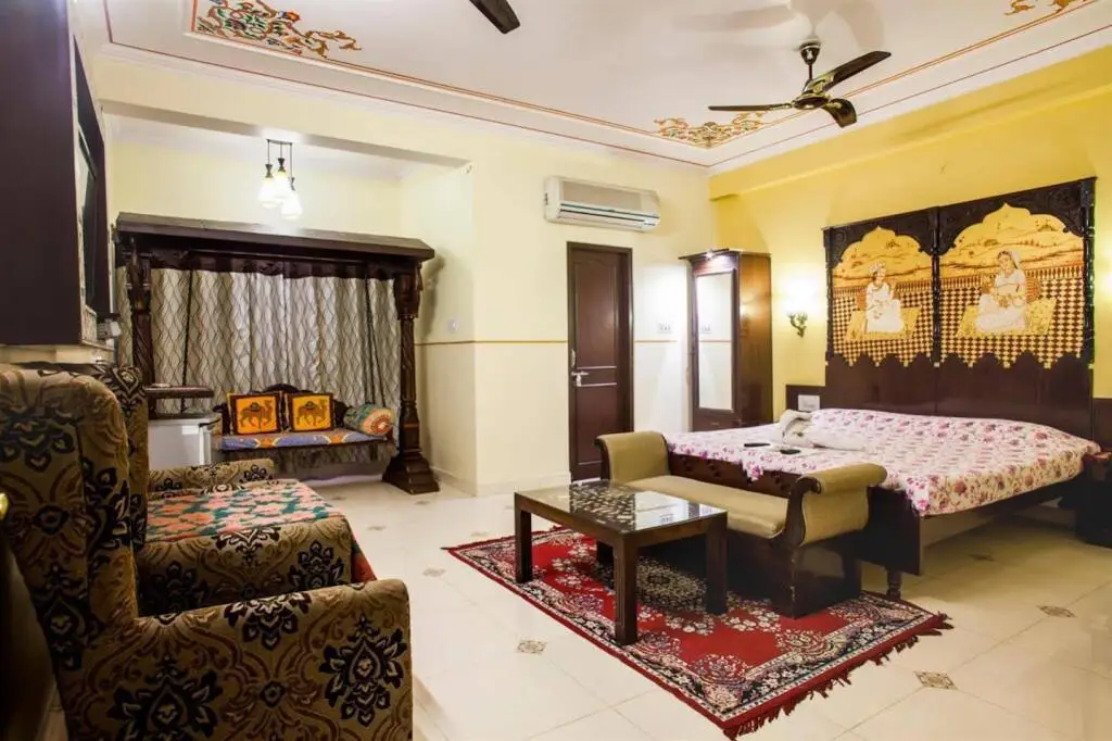 Джайпур: Hotel Sunder Palace - A Heritage Style Boutique Hotel