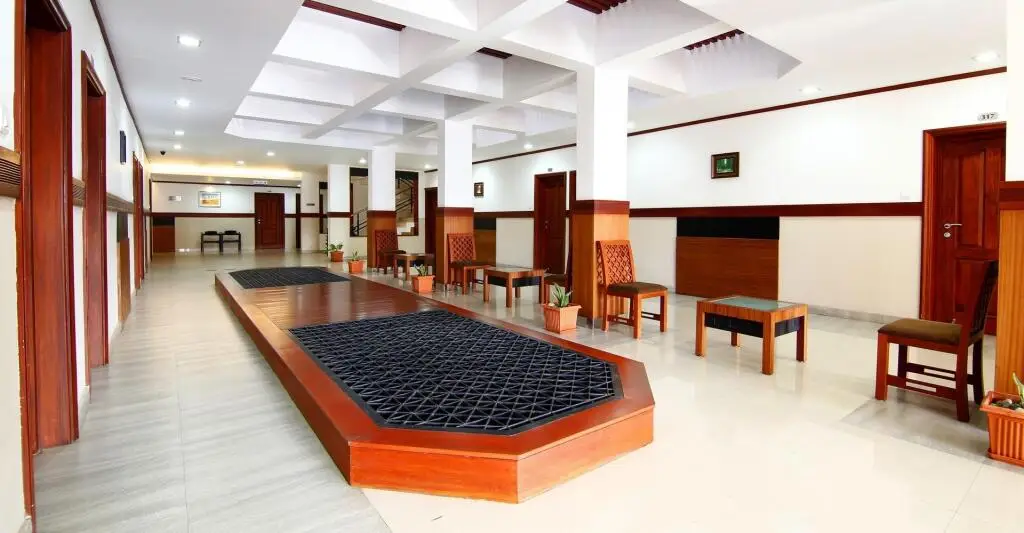 Султан-Батери: Hotel Great Jubliee