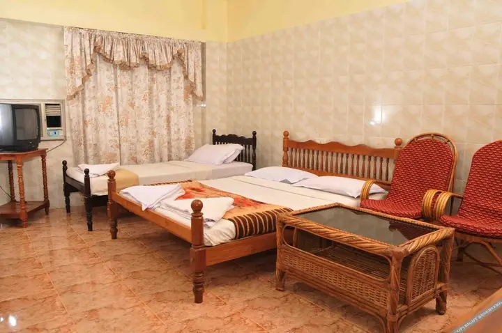 Кумараком: Lake Palace Family Resort