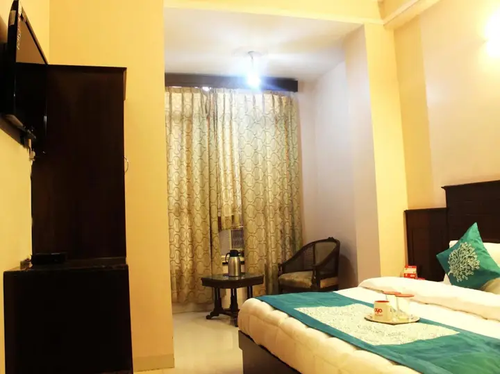 Нью-Дели: Hotel Hindustan International