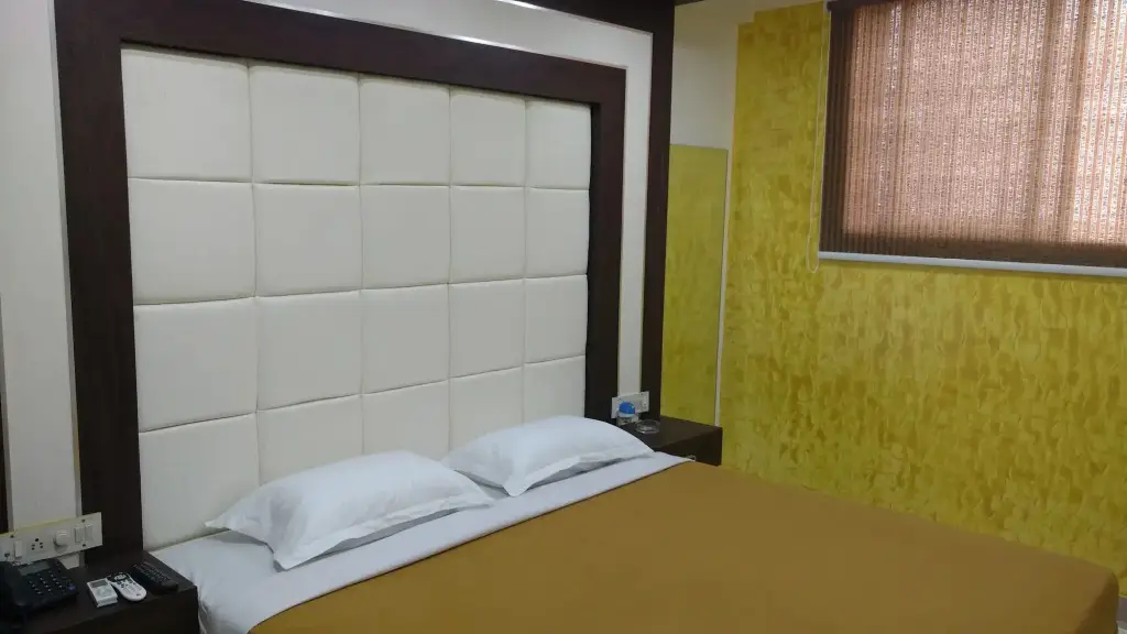 Бангалор: Lake Habitat Serviced Apartments