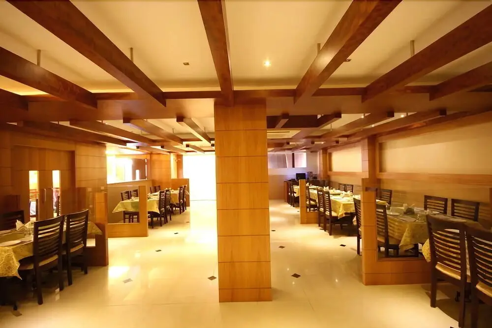 Сриперумбудур: Hotel Crescent Crest Sriperumbudur