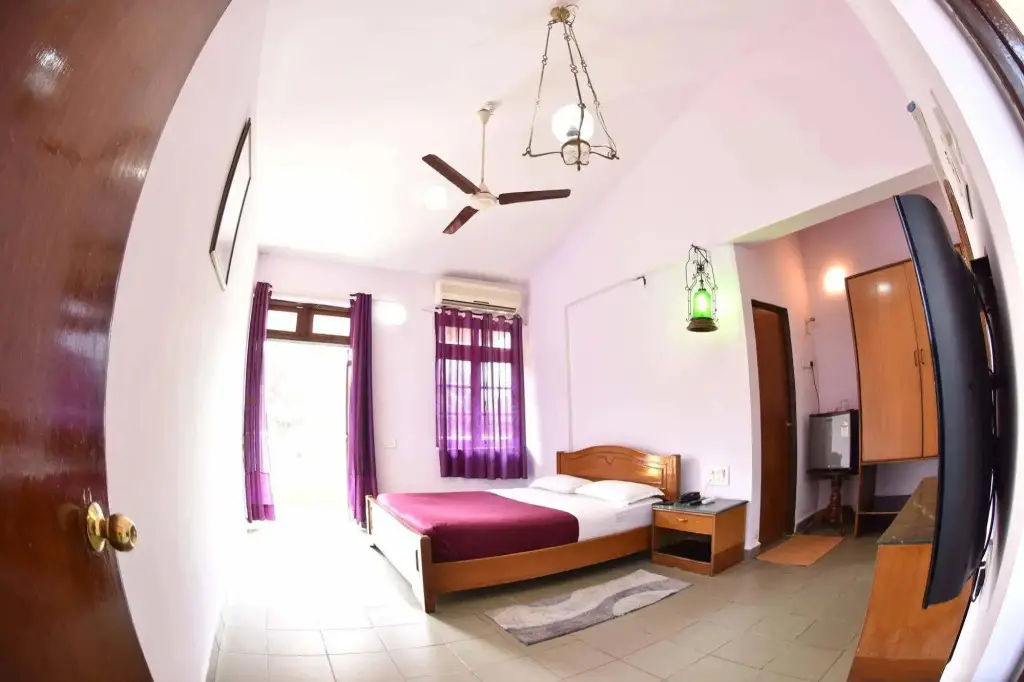 Калангут: Falcon Resorts