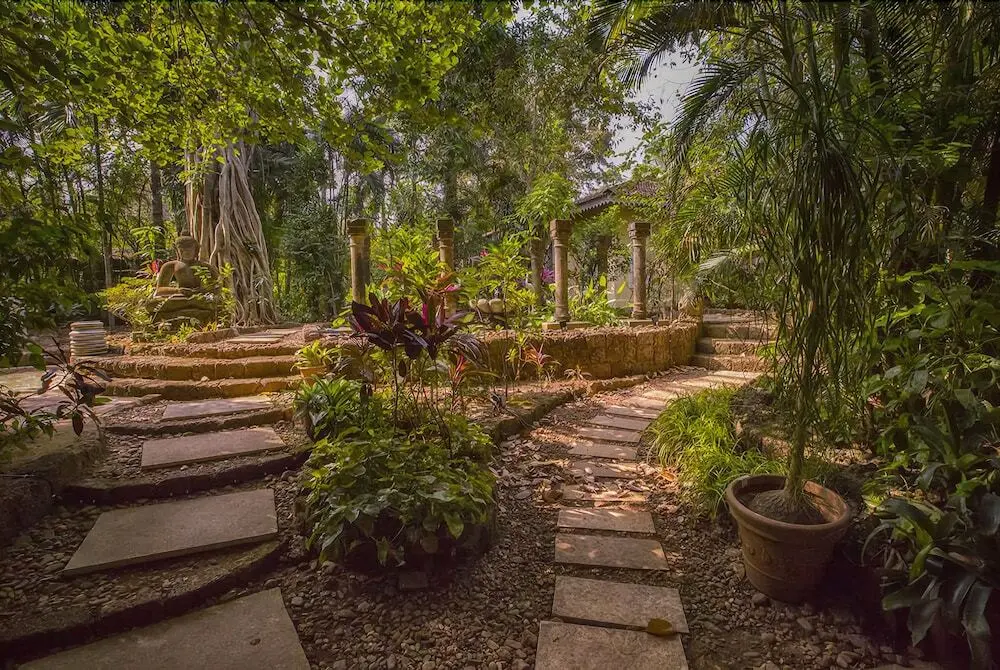 Сиолим: Ishavilas Goa