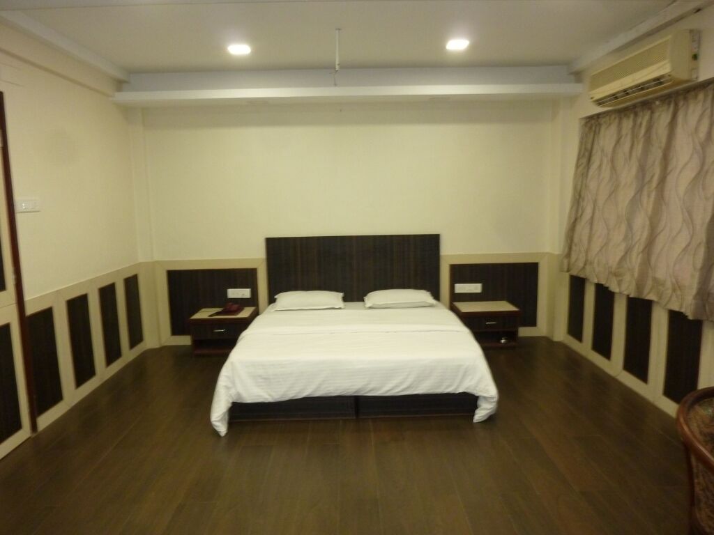 Мумбаи: Hotel City Point