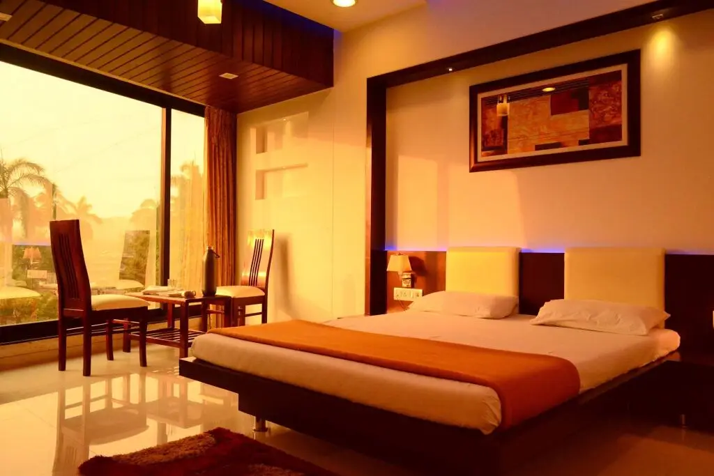 Мумбаи: LA Hotel Metro
