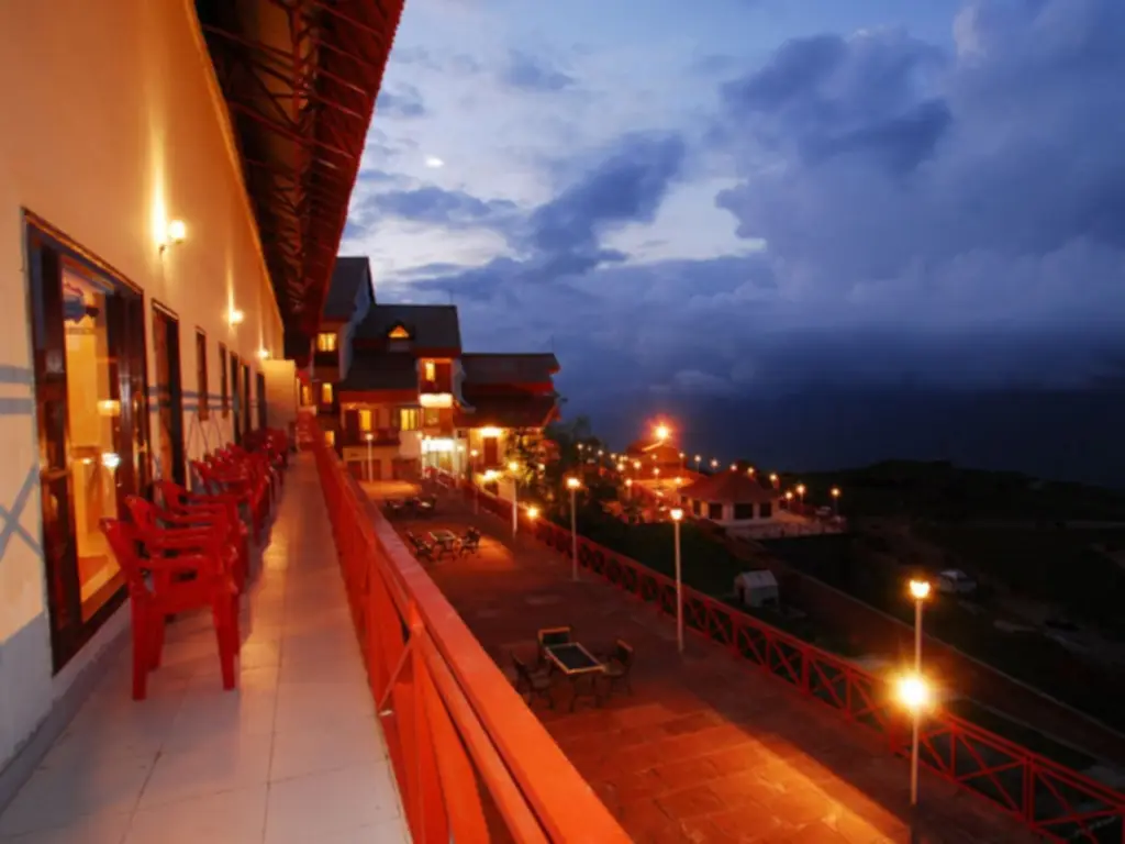 Cliff Top Club — фото 1