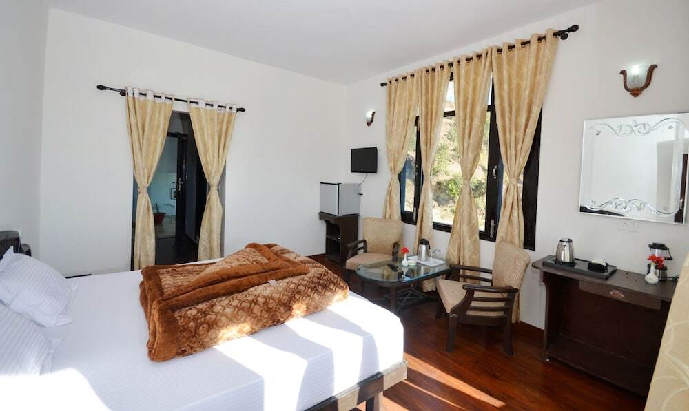 Наинитал: Green Oak Resort
