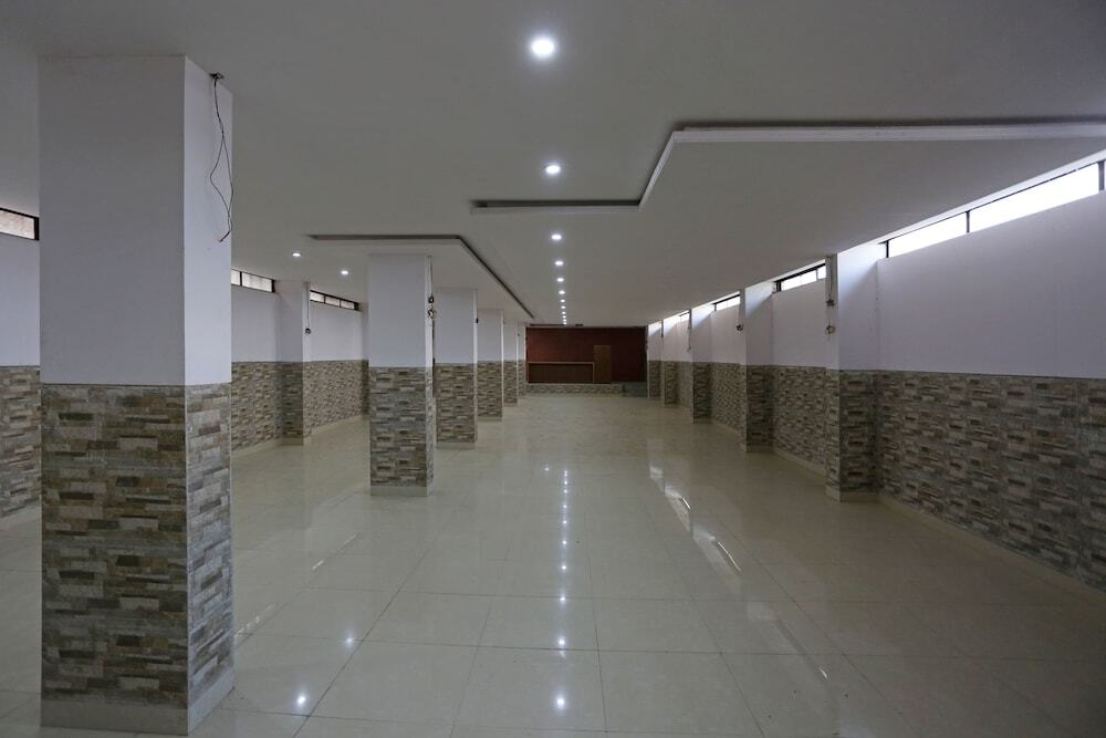 Ширди: Hotel Satyan Inn