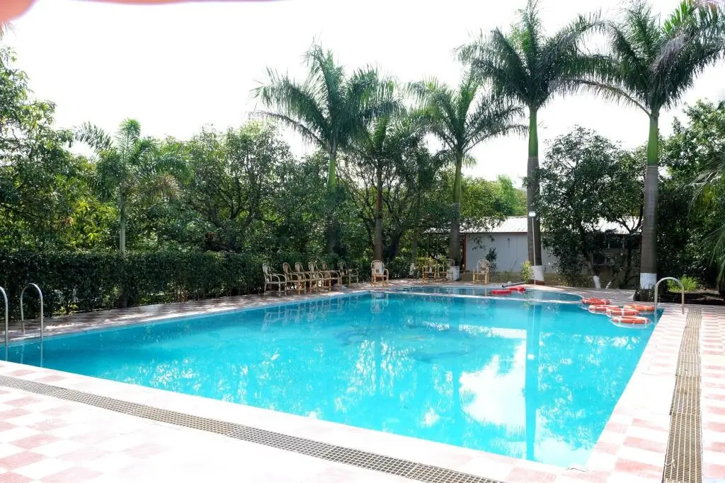 Сазан: Sukh Sagar Gir Resort