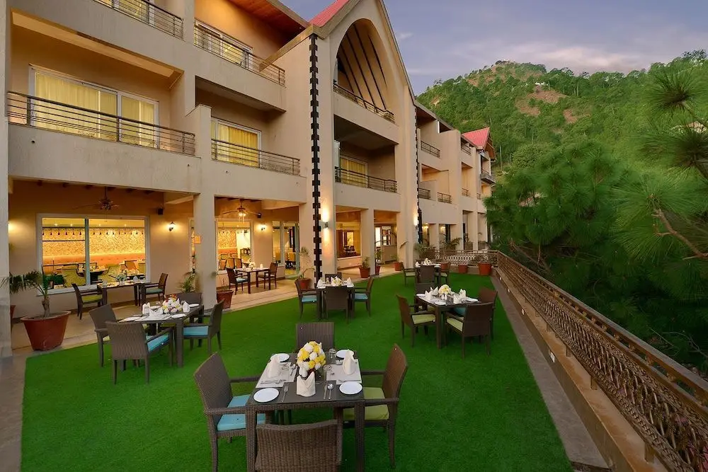 Glenview Resort Kasauli; a member of Radisson Individuals — фото 1
