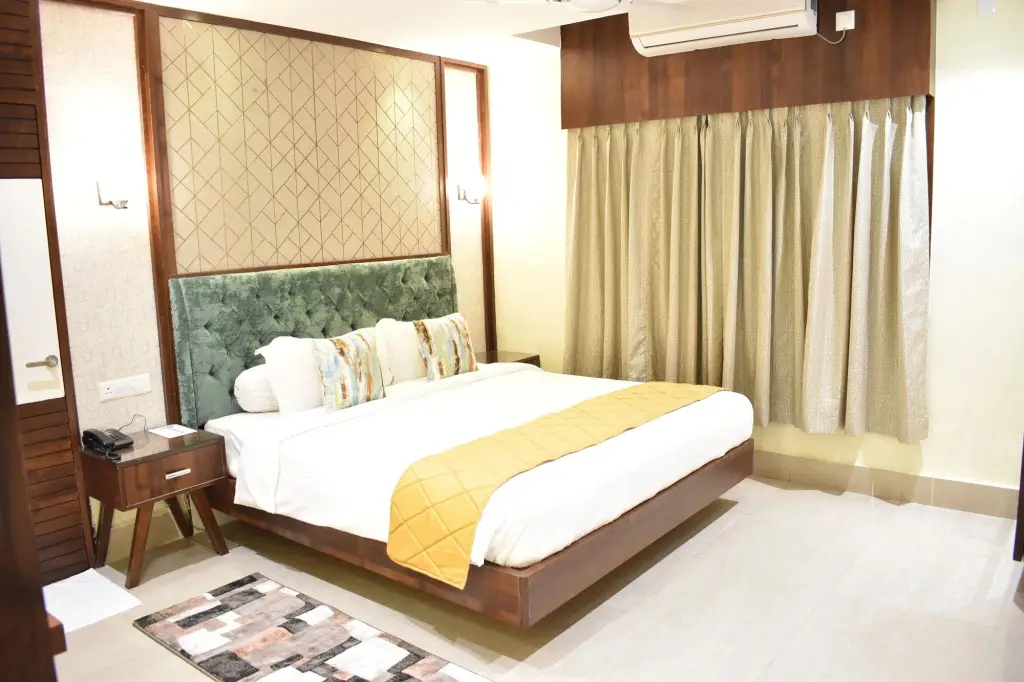 Hotel Radhika Regency — фото 1