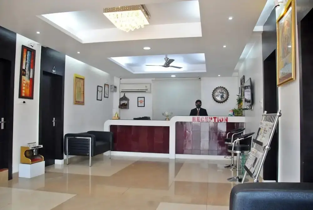 Патна: Hotel FrontLine Residency Patna