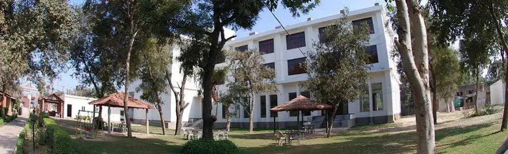 Агра: Madhu Resorts