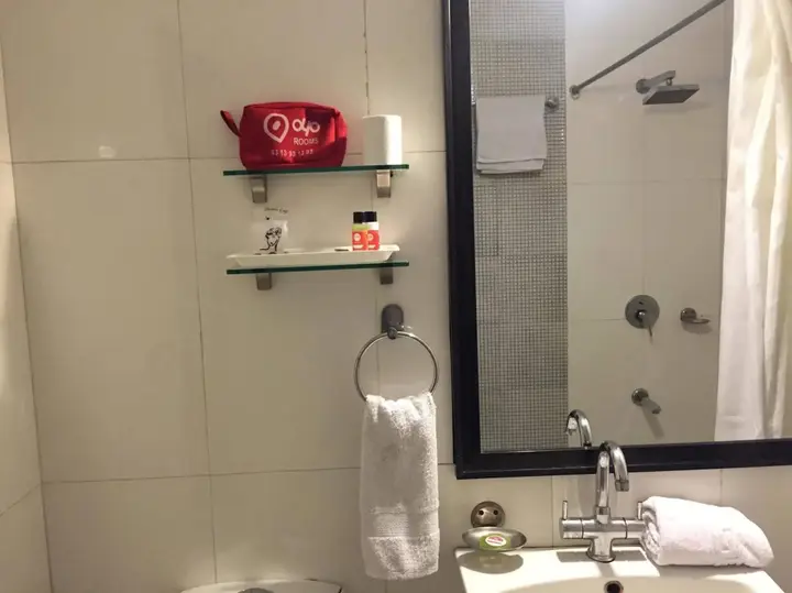 Нью-Дели: Hotel Comfort Zone Greater Kailash