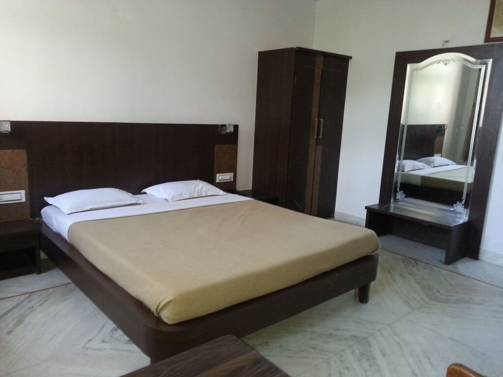 Натхдвара: Hotel Garden View Nathdwara Pure Veg