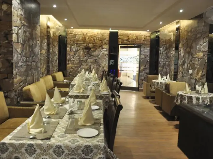 Амритсар: OYO 9736 Hotel Downtown Suites