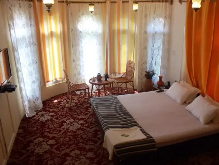 Шринагар: Greenwoods Inn