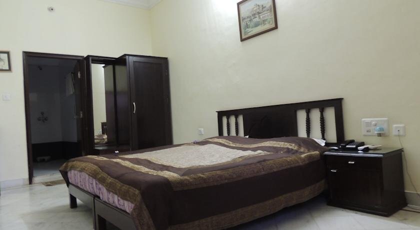 Кота: Hotel Karan Villas