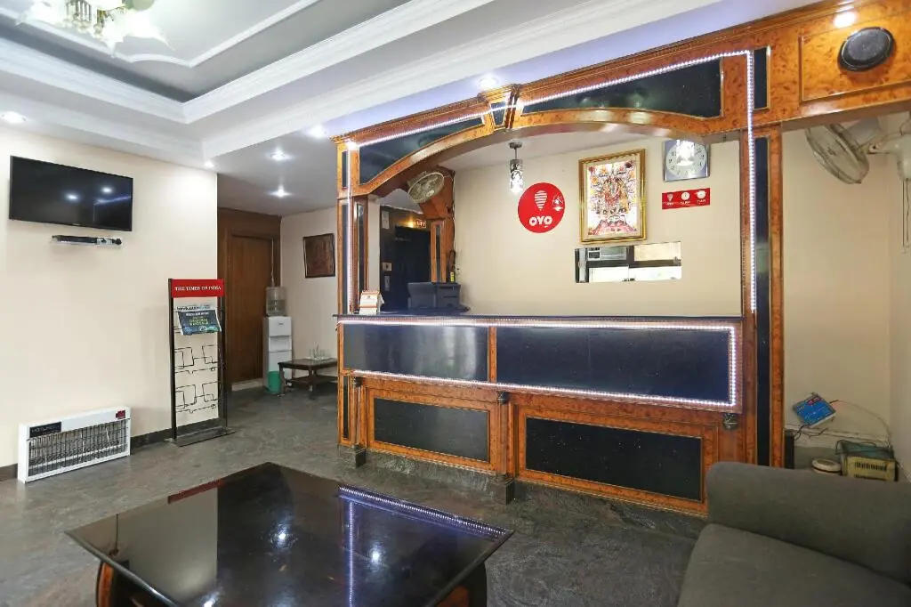 Нью-Дели: OYO 6886 Hotel Gold Palace