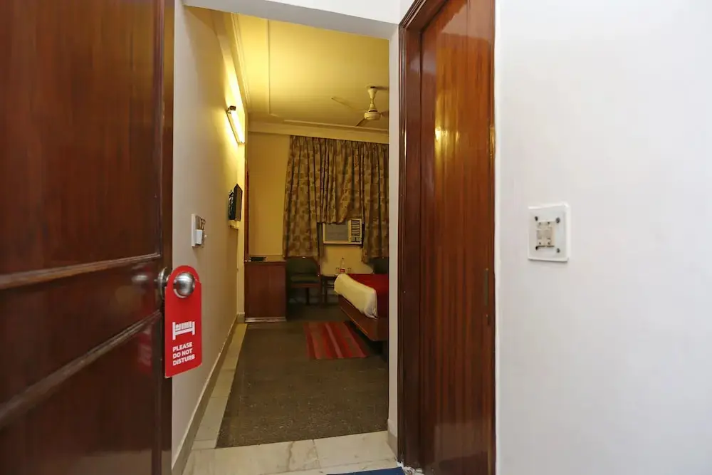 Нью-Дели: OYO 6886 Hotel Gold Palace
