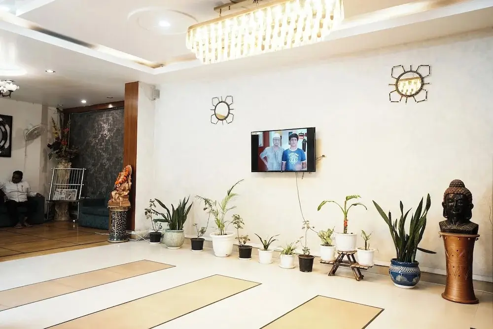 Нью-Дели: Hotel Om Paradise Near IGI Delhi Airport