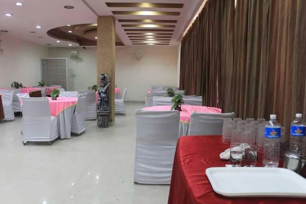 Нью-Дели: Hotel Om Paradise Near IGI Delhi Airport