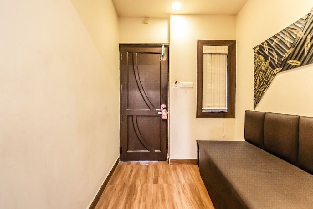 Ченнаи: OYO 4324 Hotel Emerald Manor