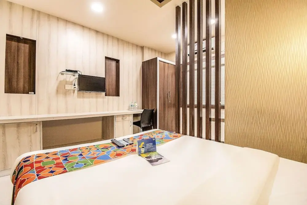 OYO 4324 Hotel Emerald Manor — фото 1