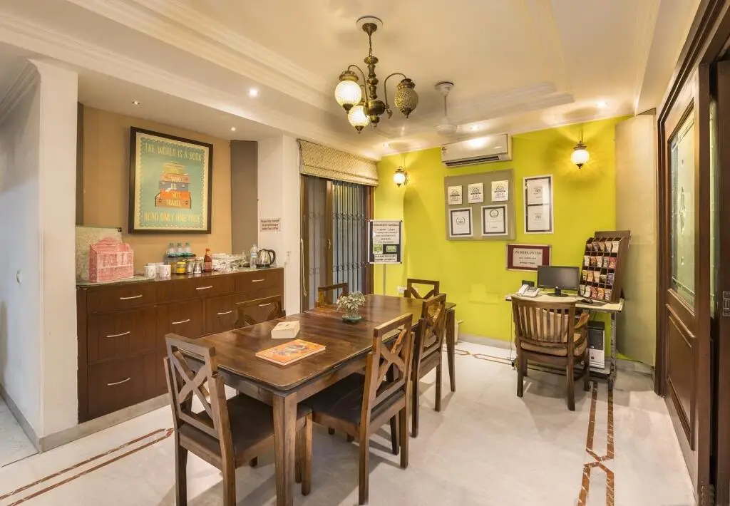 Нью-Дели: Tree of Life Bed & Breakfast