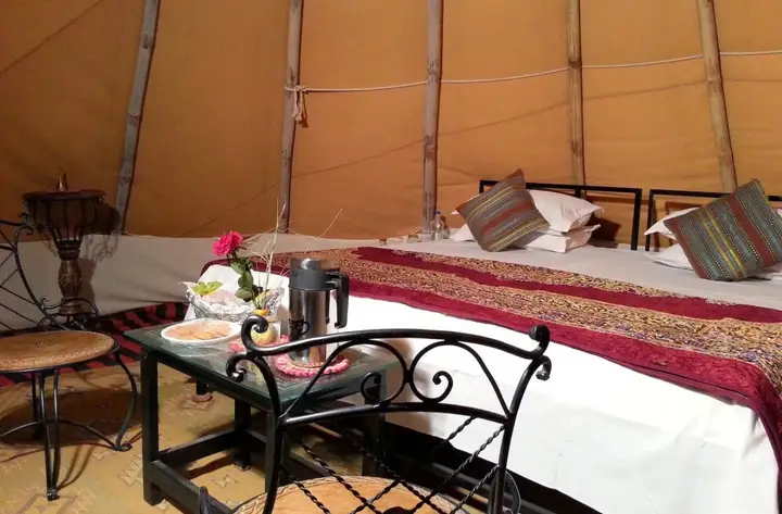 Биканер: Umaid Safaris & Desert Lodge