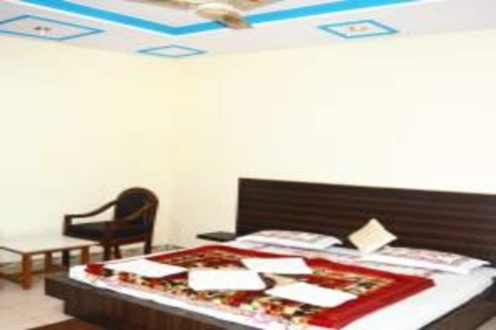 Фатехпур-Сикри: Hotel Goverdhan Tourist Complex