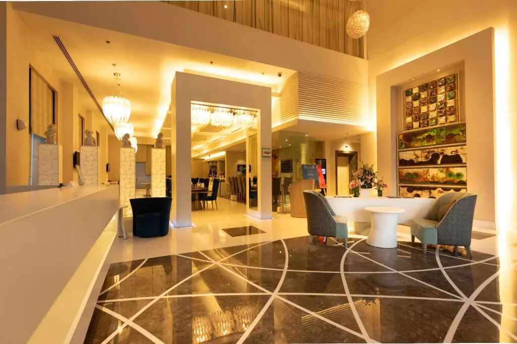 Гуруграм: Clarens Hotel