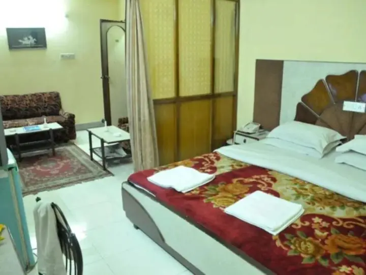 Колката: Hotel Heera