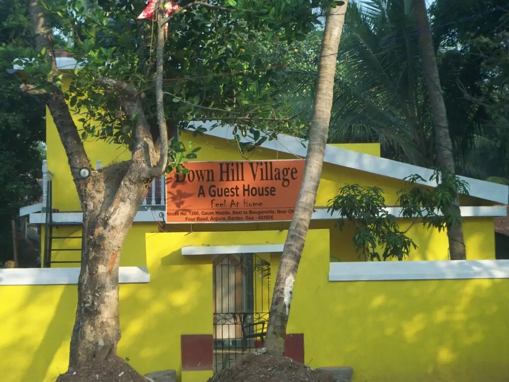 Down Hill Village — фото 1